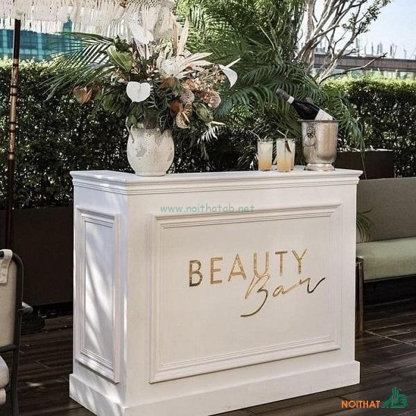 Quầy thu ngân spa trắng QS002