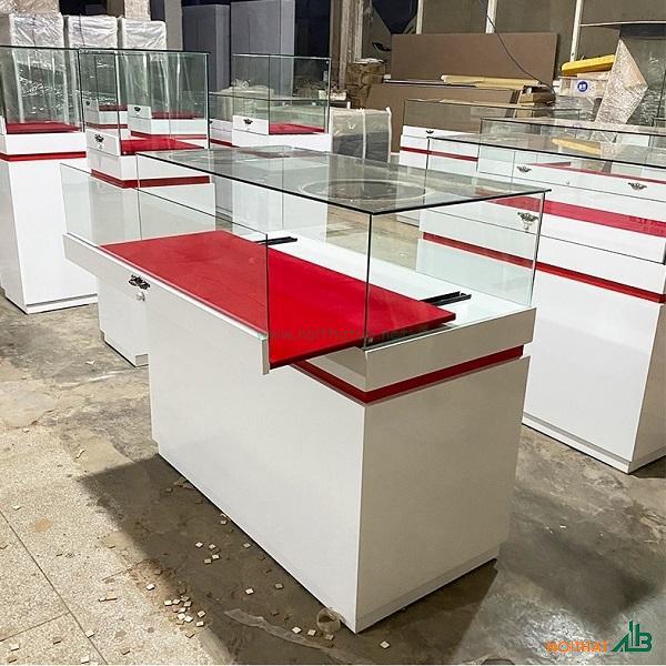Tủ trưng bày trang sức giật cấp cửa kéo