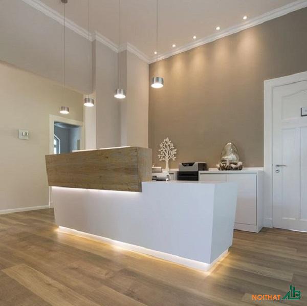 Quầy lễ tân cao cấp QLT031