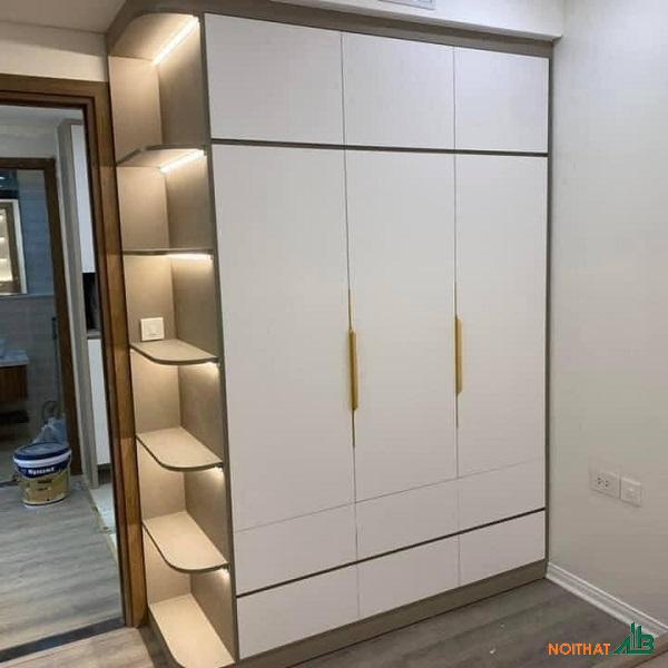 Tủ quần áo kịch trần 3 cánh TQA027