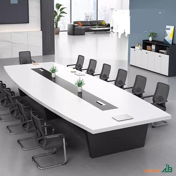 Bàn họp 2m4 x 1m2 BH003