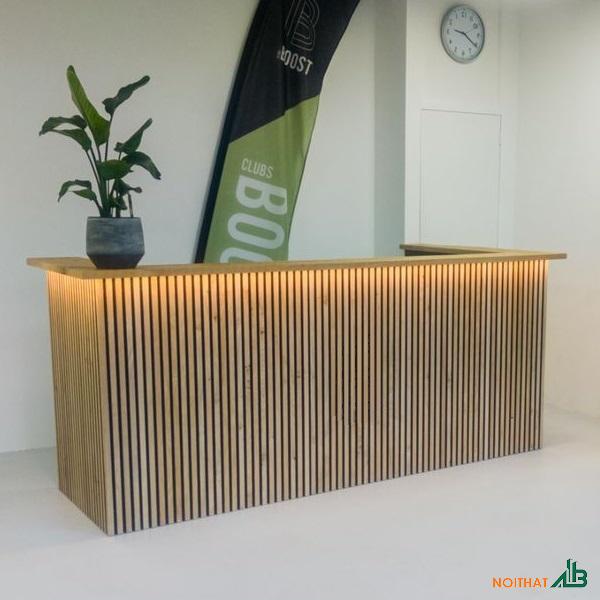 Quầy bar chữ U vân gỗ QB057