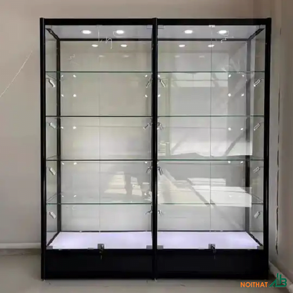 Tủ kính trưng bày khung sắt TTB077