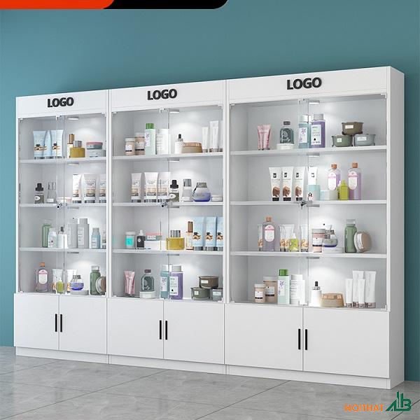 Tủ kính trưng bày mỹ phẩm TTB069