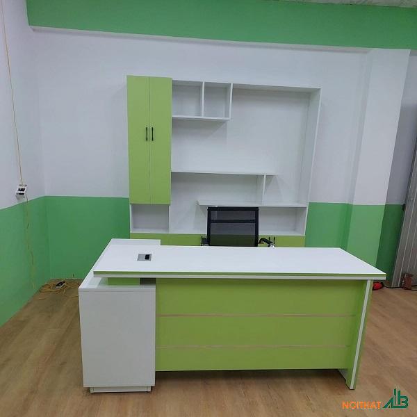 Bàn giám đốc chữ L trắng xanh BGD020