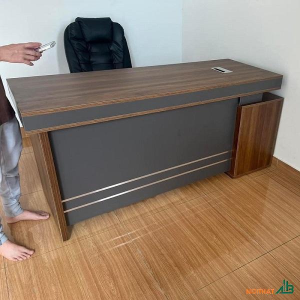 Bàn trưởng phòng chữ L kèm ghế BGD025