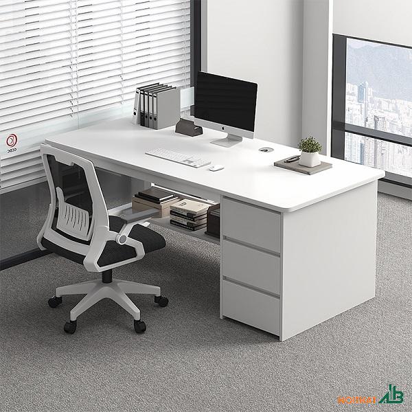 Bàn làm việc 1m6 x 80cm có 3 hộc BLV024