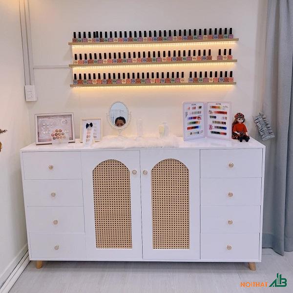 Tủ trang trí spa TTB092