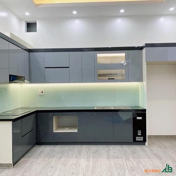 Tủ bếp chữ L cánh acrylic TB033