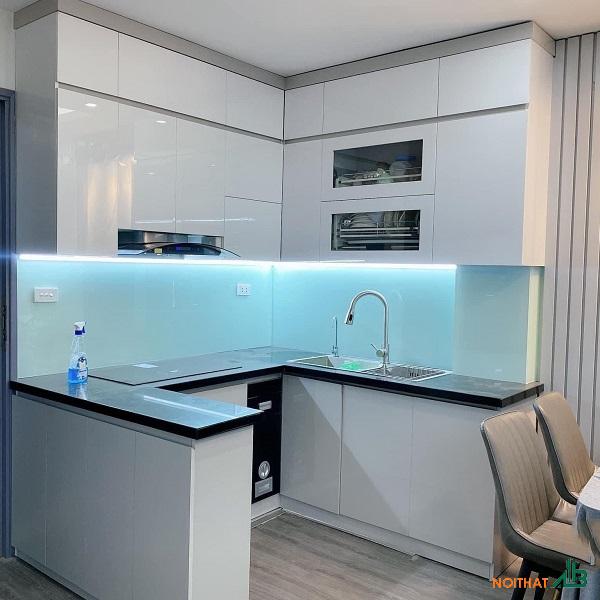 Tủ bếp chữ U giá rẻ TB040