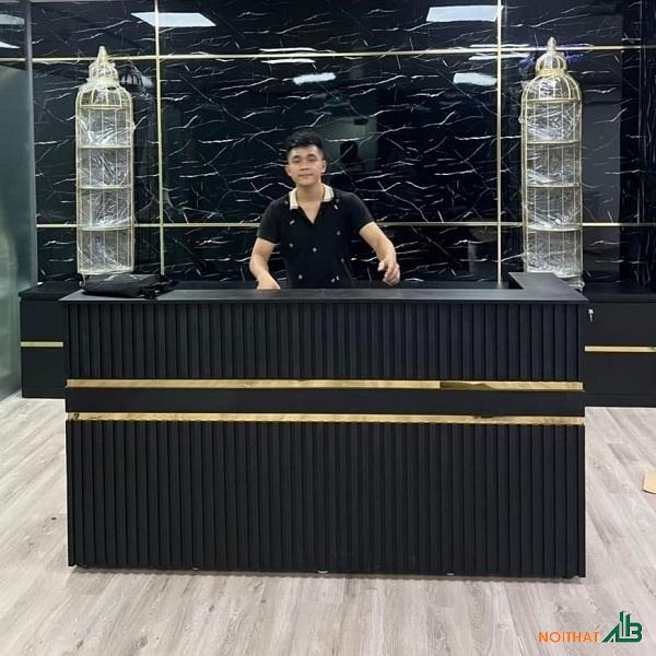 Quầy lễ tân chữ U lam sóng gỗ QLT084