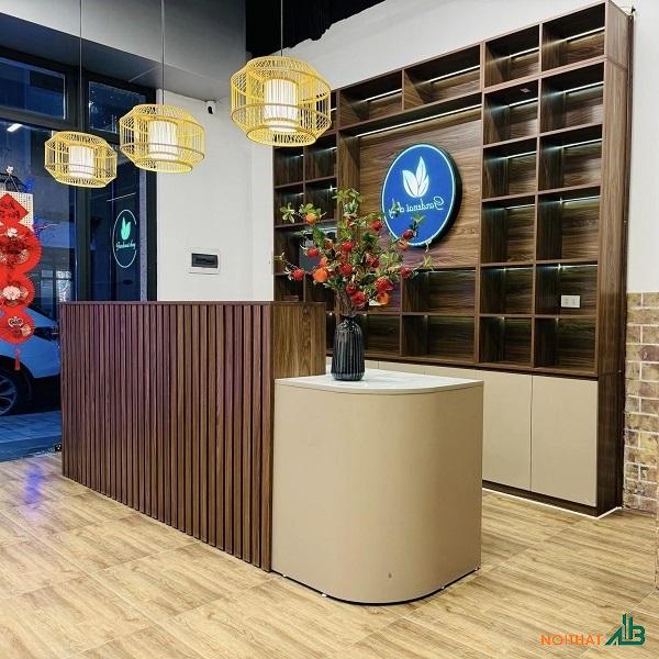 Quầy lễ tân lam sóng 2m4 giá rẻ QLT102