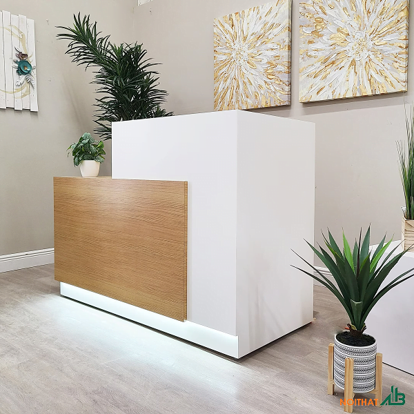 Quầy lễ tân 1m2 giá rẻ QLT101