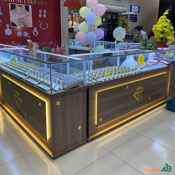 Tủ trưng bày trang sức chữ L đẹp TTB113