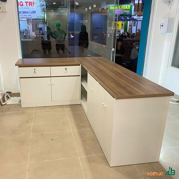 Quầy bar chữ L lam nhựa 2m4 x 1m8 QB099 - Ảnh 2