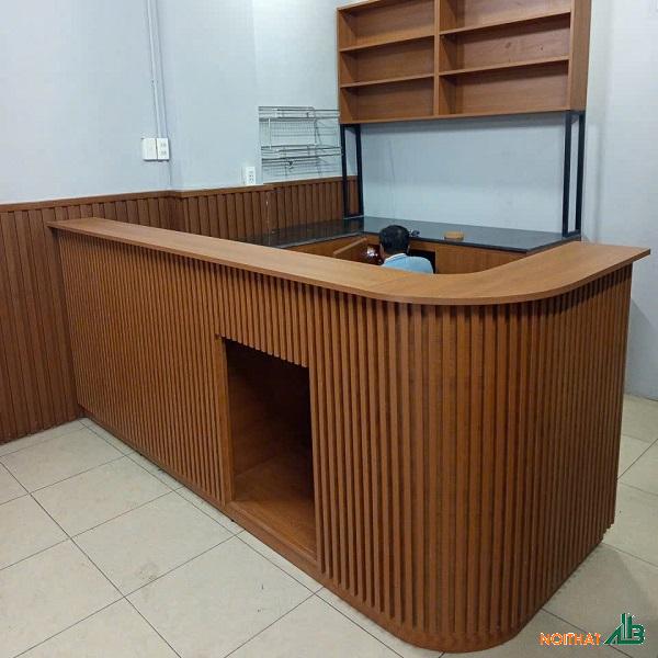 Quầy bar bo cong lam sóng gỗ QB107