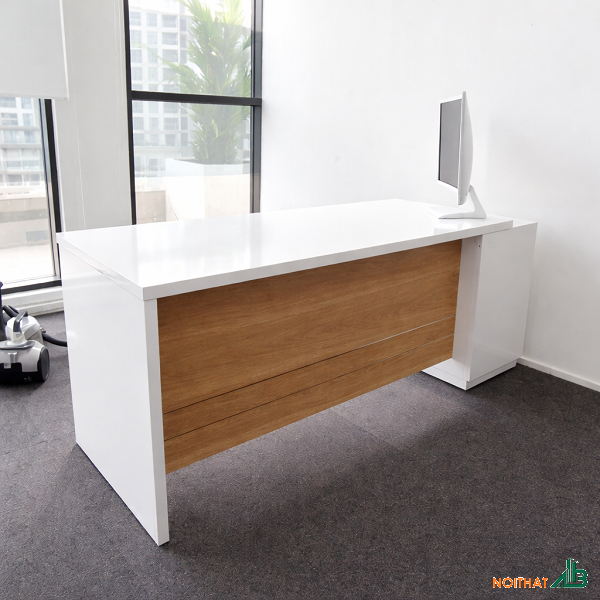 Bàn giám đốc 2m đơn giản sang trọng BGD060