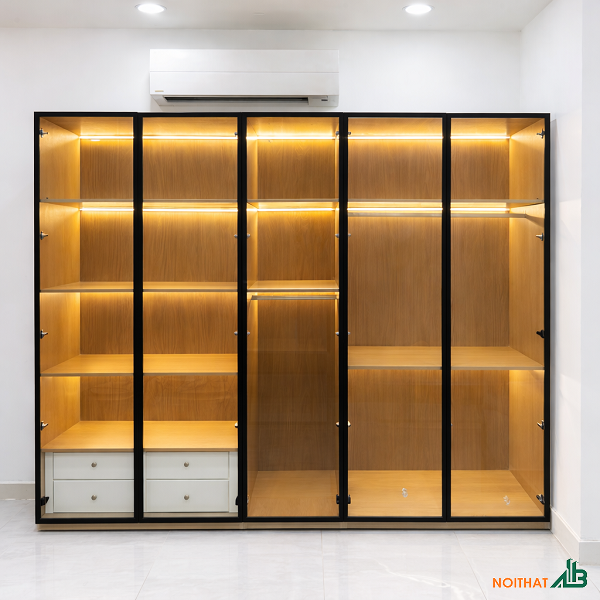 Tủ quần áo cánh kính 5 buồng TQA147