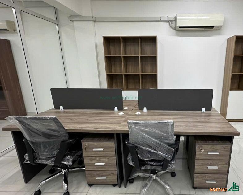 Bộ bàn làm việc 4 chỗ ngồi giá rẻ